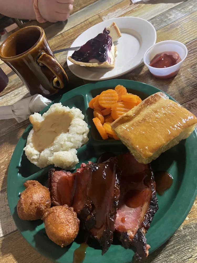 Pit BBQ Plate